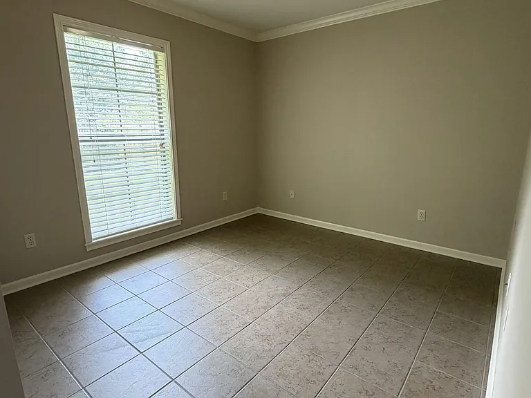 124 Saint Fabian Dr — Photo 10