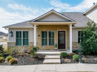 2816 Maroon Ct, Bryan, TX 77807