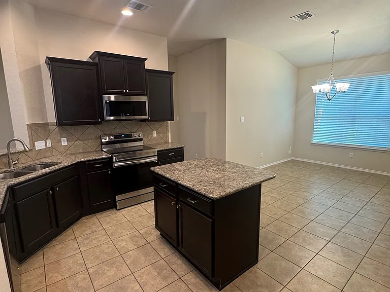 6512 La Sol Ln — Photo 6