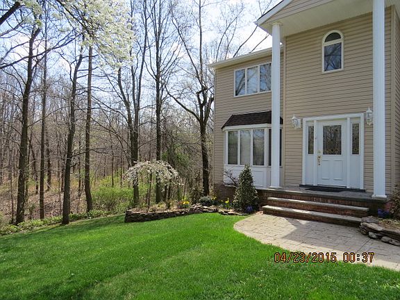 2nd image of 382 Boscombe Ave