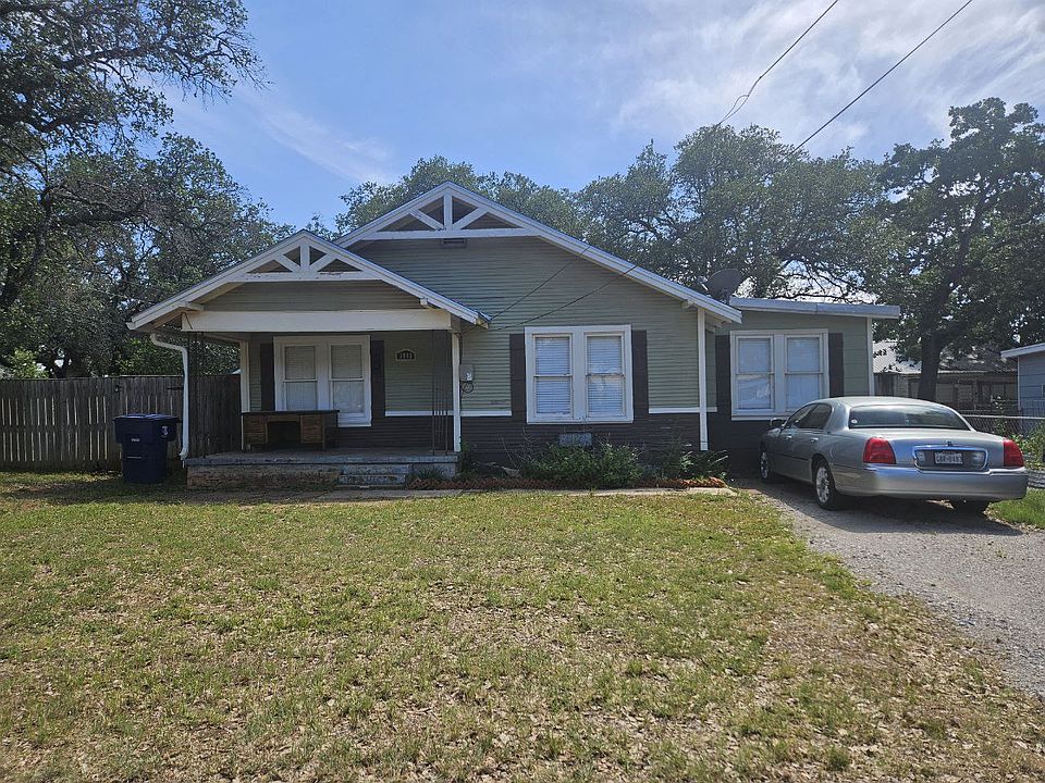 1st image of 3903 2nd St