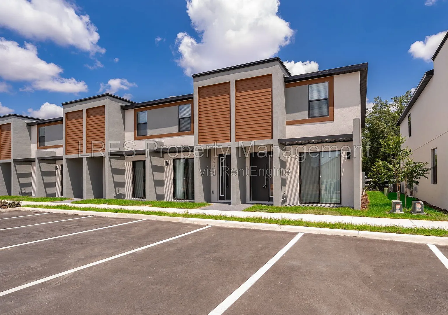3 bed, 3.0 bath, 1361 sqft, $1,850 — Photo 1