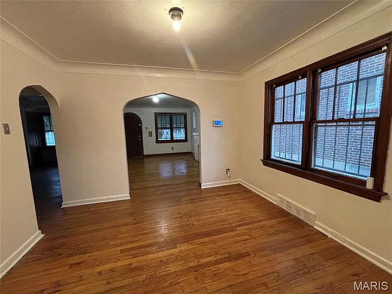 5916 Alpha Ave — Photo 12