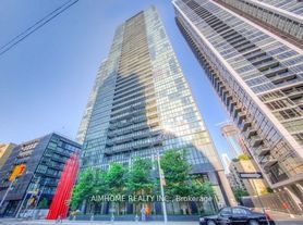 110 Charles St E