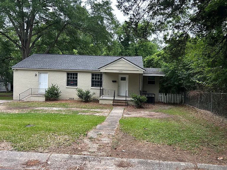 3221 Atkins Dr — Photo 29