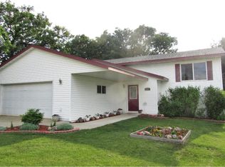 920 28th St SE, Brainerd, MN 56401