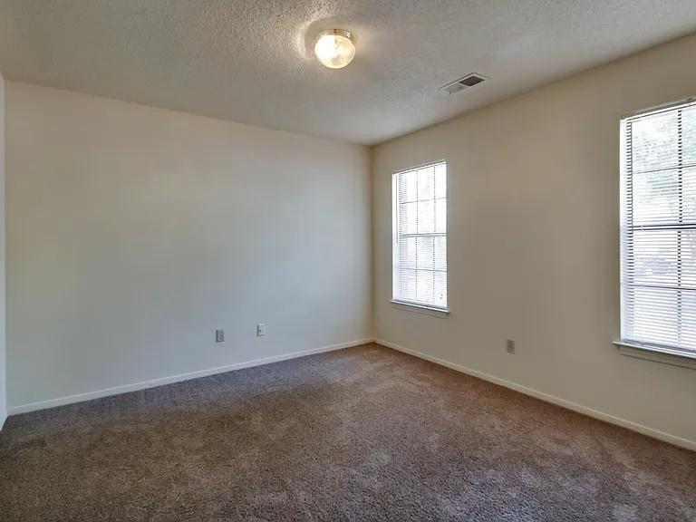 Countryside North Apartments — Photo 12