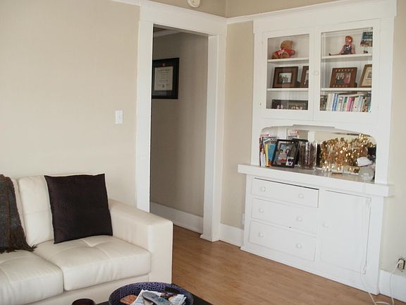 2nd image of 3E-563 22nd St #3E