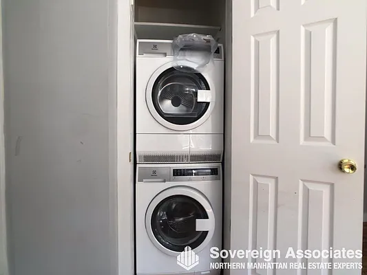 Rented by Sovereign Associates | media 7