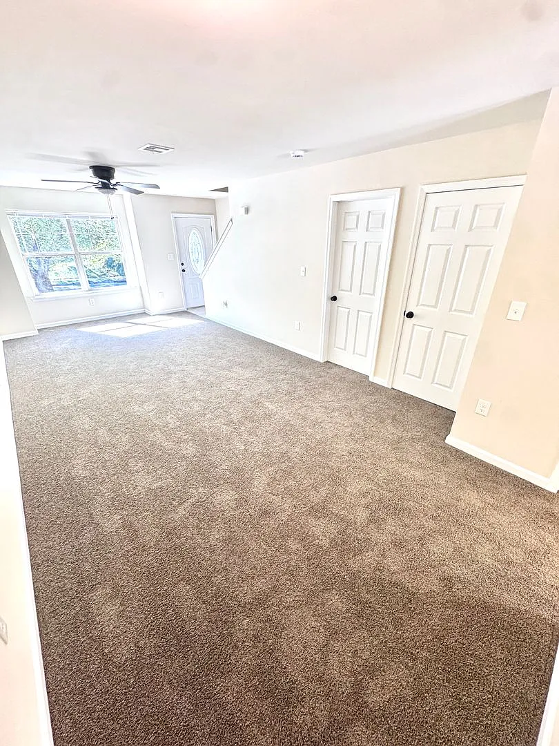 Newer Construction - Three Bedroom Townhome — Photo 3