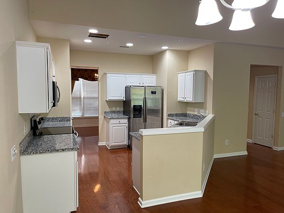 3rd image of 8619 Dennington Grove Ln