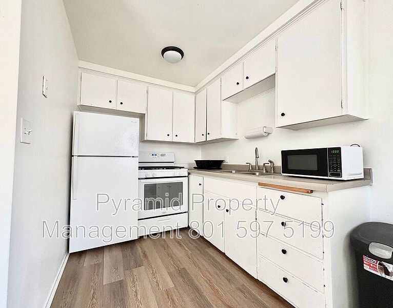 1st image of 3428 S 300 E APT 3