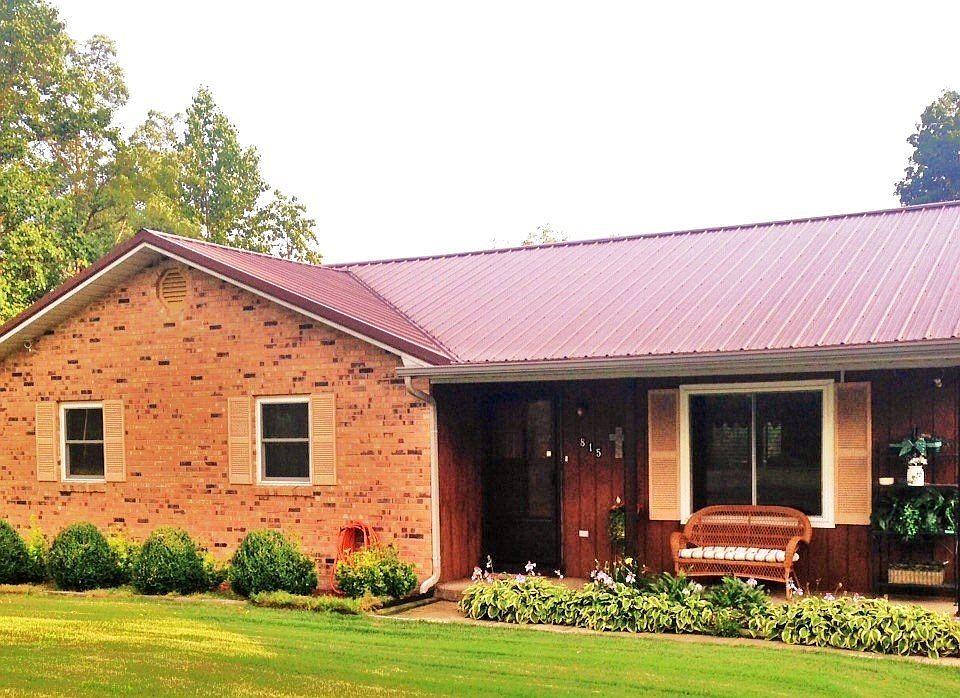 1st image of 815 Brizendine Ln