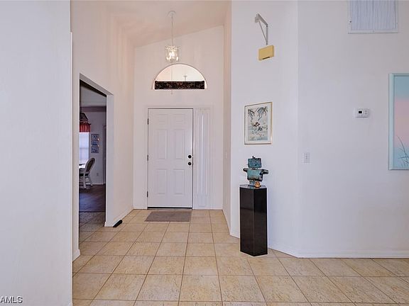 3rd image of 9704 Casa Linda Ct