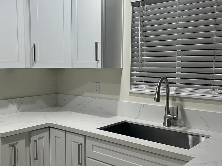 541 Garnet Way #A — Photo 2