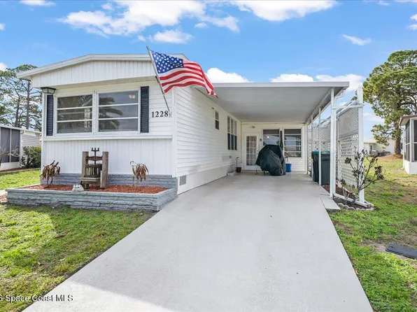 1228 Shell Ct NE, Palm Bay, FL 32907