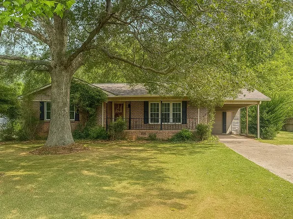 604 Eastview Ave, Albertville, AL 35950