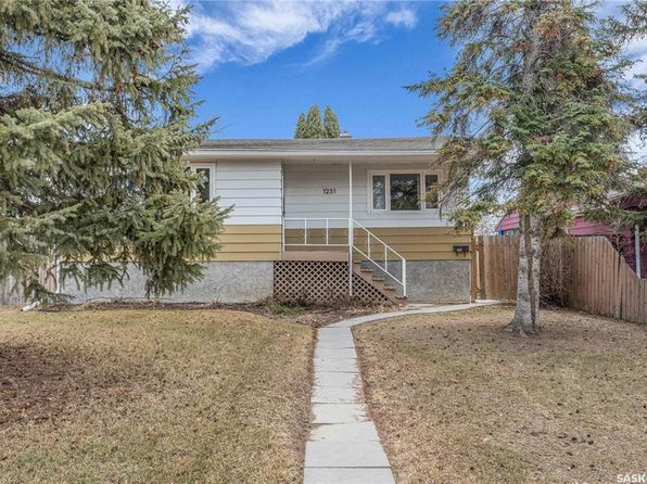 1251 ELLIOTT STREET, Regina, SK S4N 3G2