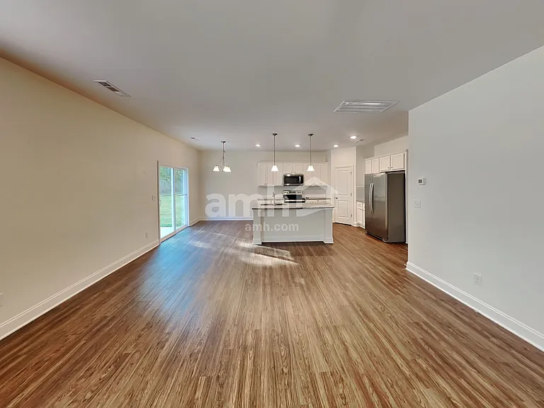 436 Charity Ln — Photo 5
