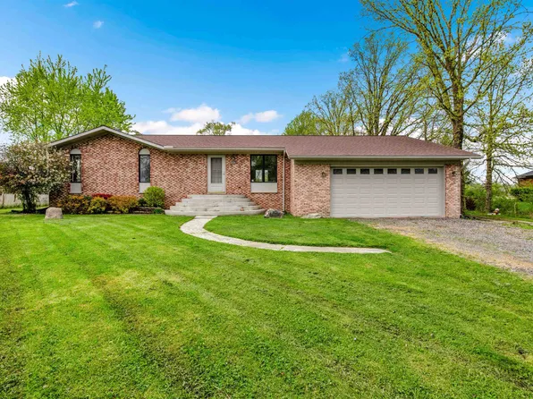 23341 Chapman Rd, Macomb, MI 48042