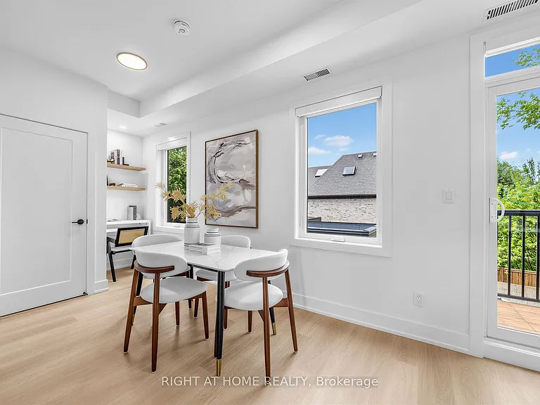 1416 Islington Ave #B — Photo 9