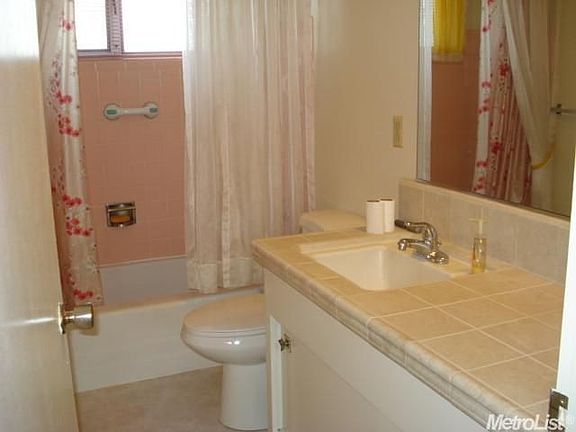 5th image of 4324 Bishop Way