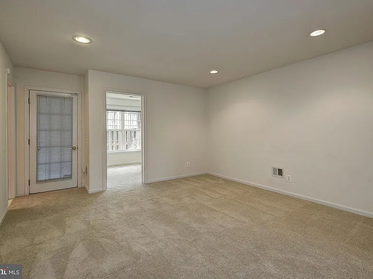 6325 Dunn Ct — Photo 26