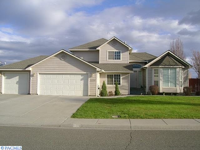 1st image of 1830 Kapalua Ave