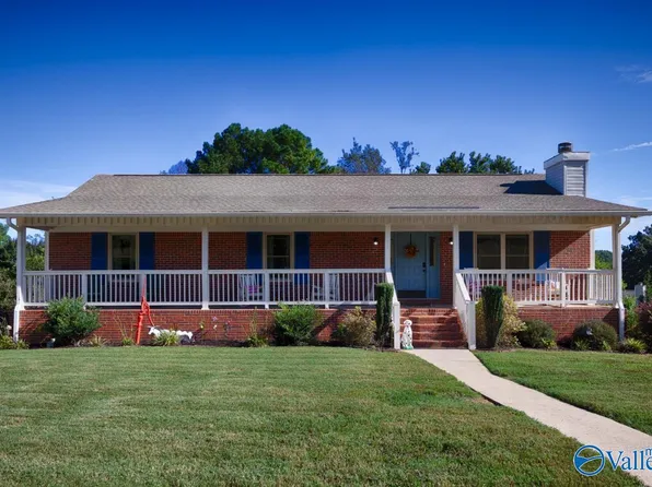 115 Season Ln, Huntsville, AL 35811