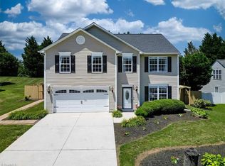 8009 Hill N Dale Dr, Kernersville, NC 27284
