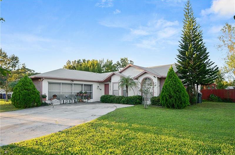 1st image of 522 Rebecca Dr