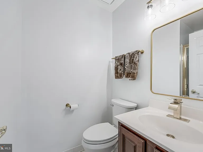 2029 Magarity Ct — Photo 23