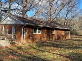 47 Burch Hill Dr, Buena Vista, VA 24416