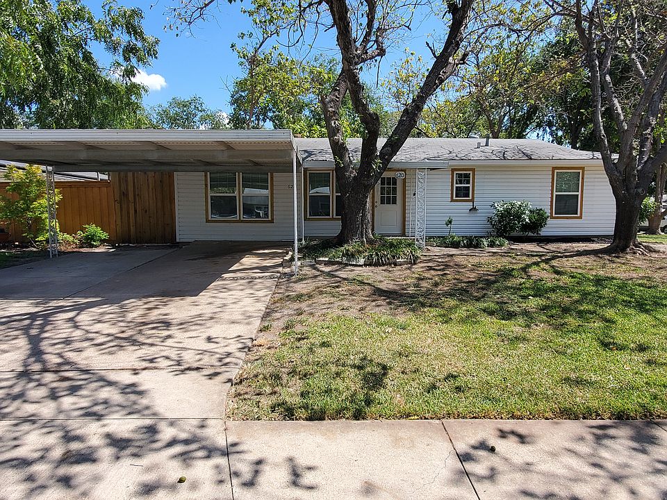 1st image of 620 Camino Dr