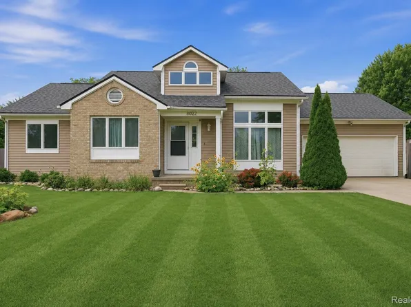 8022 Rose Ln, Goodrich, MI 48438