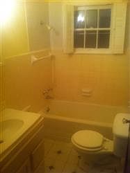 2nd image of 423 10th Ave N