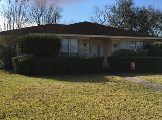 6925 Glen Willow Dr, Beaumont, TX 77706