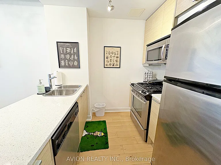 138 Princess St #311 — Photo 10