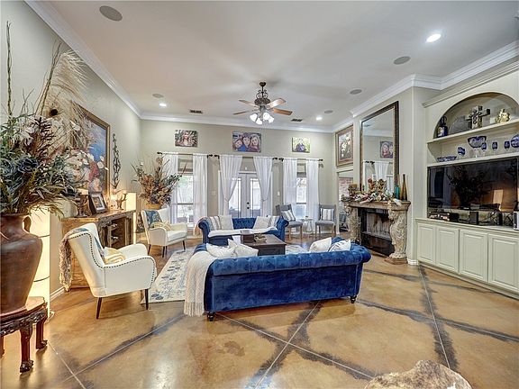 4th image of 4542 Iron River Dr