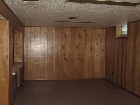 2nd image of 14110 Greenbriar Ave