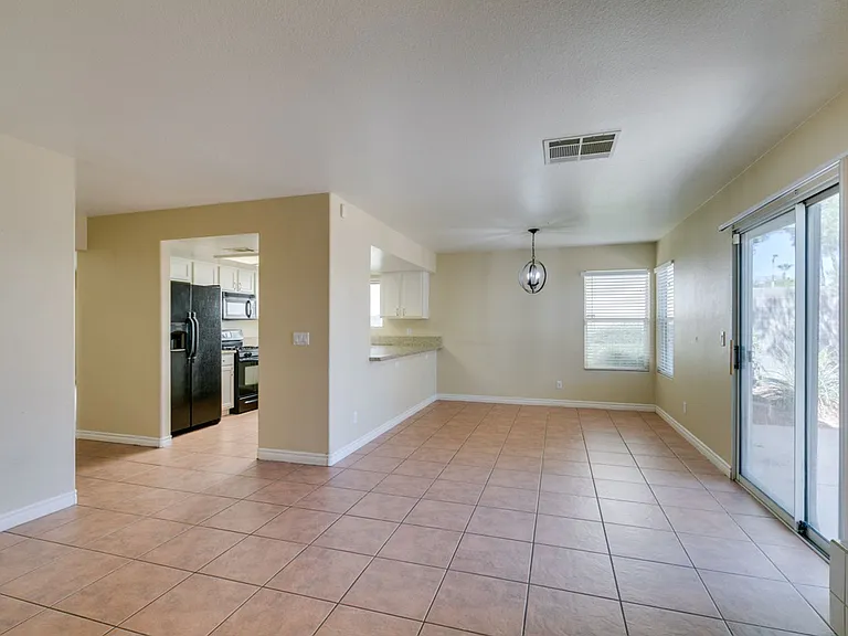 9532 Amber Valley Ln — Photo 11