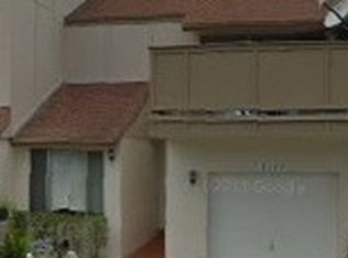 8187 NW 8th Mnr, Plantation, FL 33324