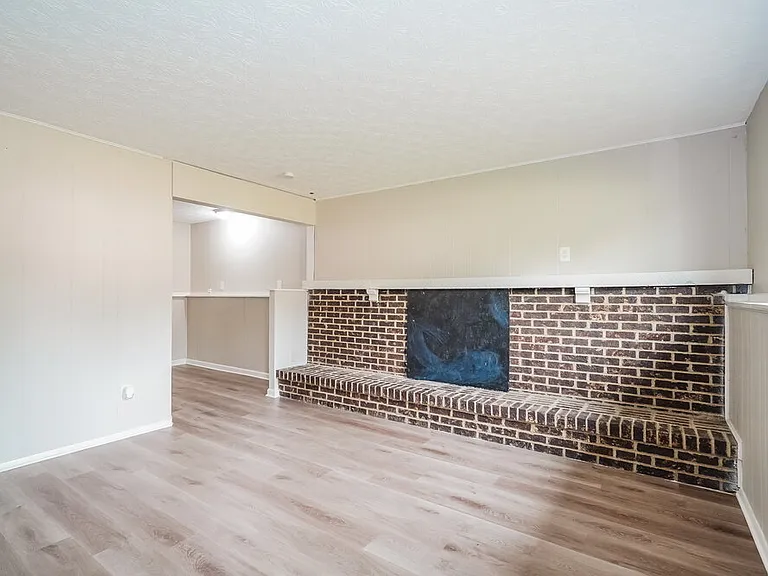1284 Falene Pl — Photo 10
