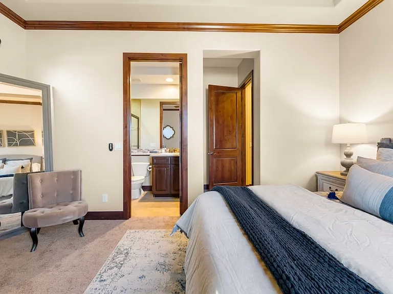 51010 Mandarina — Photo 25
