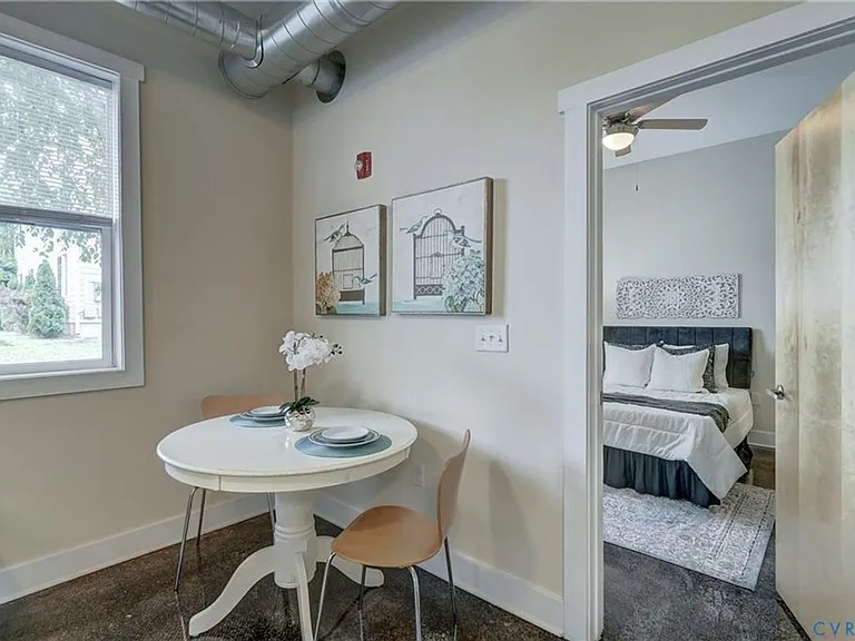 1020 Porter St #104 — Photo 11