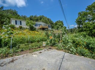 391 Old Rock Hill Rd, Watauga, TN 37694