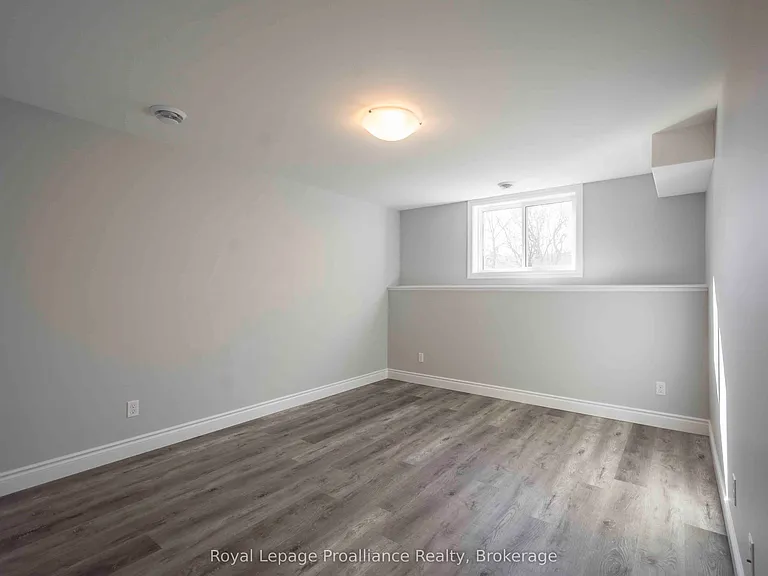 36 Rabbit Rd — Photo 20