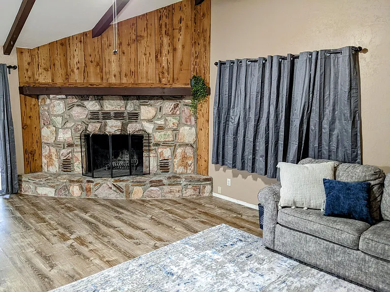 1580 S Destry Ln — Photo 21