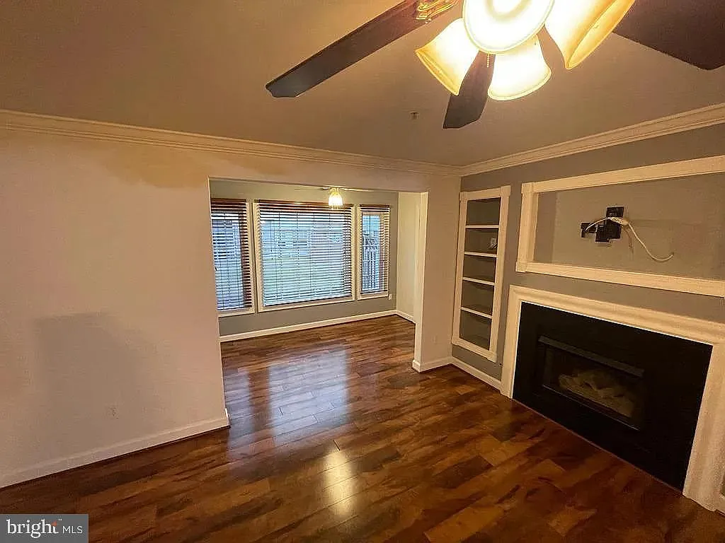 2 bed, 2.0 bath, 1220 sqft, $2,500 — Photo 3