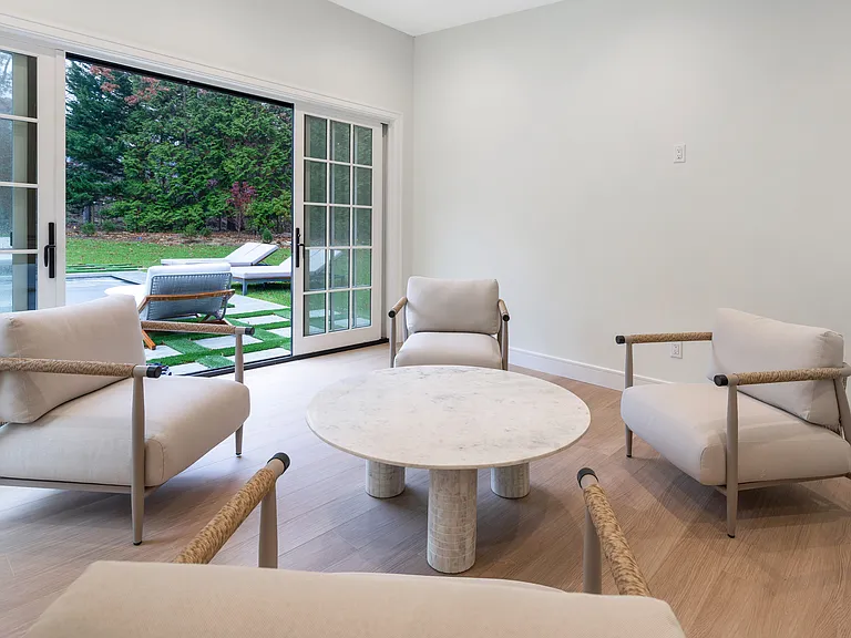73 Wainscott Stone Rd — Photo 54
